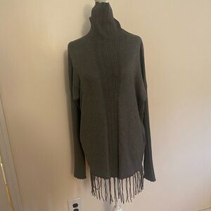89th & Madison gray Turtleneck Sweater with Fringe